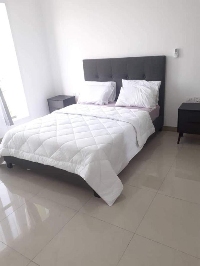 Premier Executive Apartment - The Ivy, East Legon Accra Exterior photo